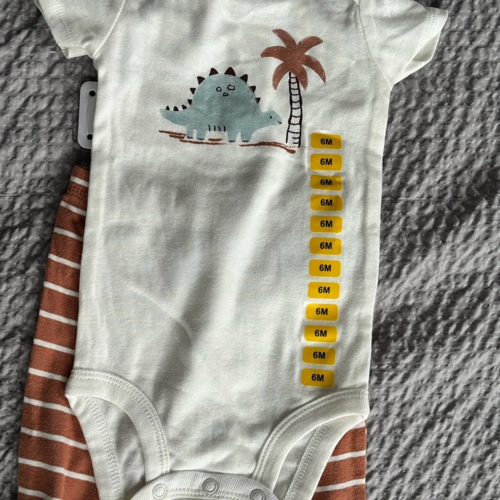 ⚠️Carter’s Bodysuit⚠️